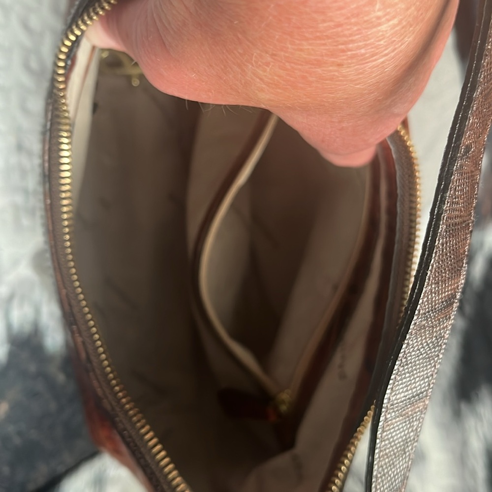 Brahmin- Two Tone Handbag Like New - image 7